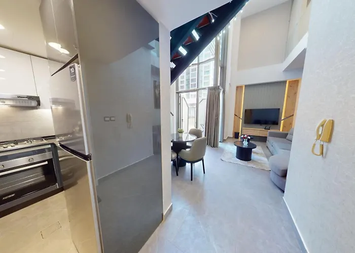 Al Fares Luxury Furnished Apartment-Damac Tower