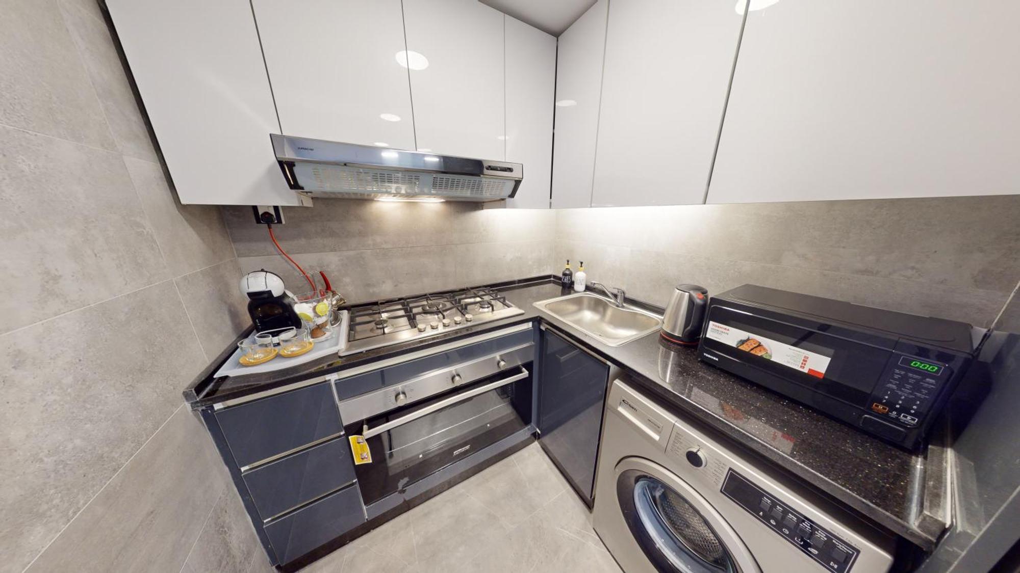 Al Fares Luxury Furnished Apartment-damac Tower